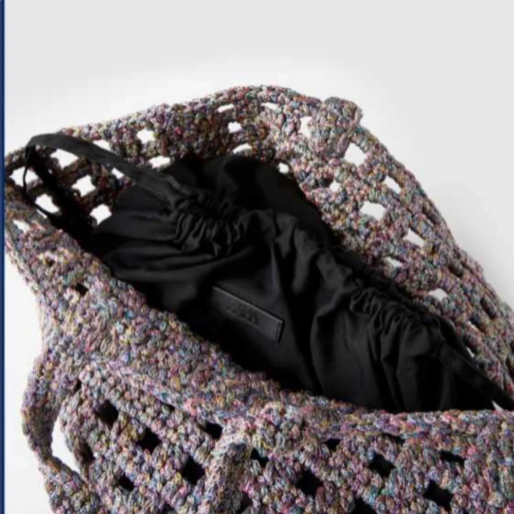 ZARA Shimmer Basket Weave Tote Bag - Picture 3 of 11